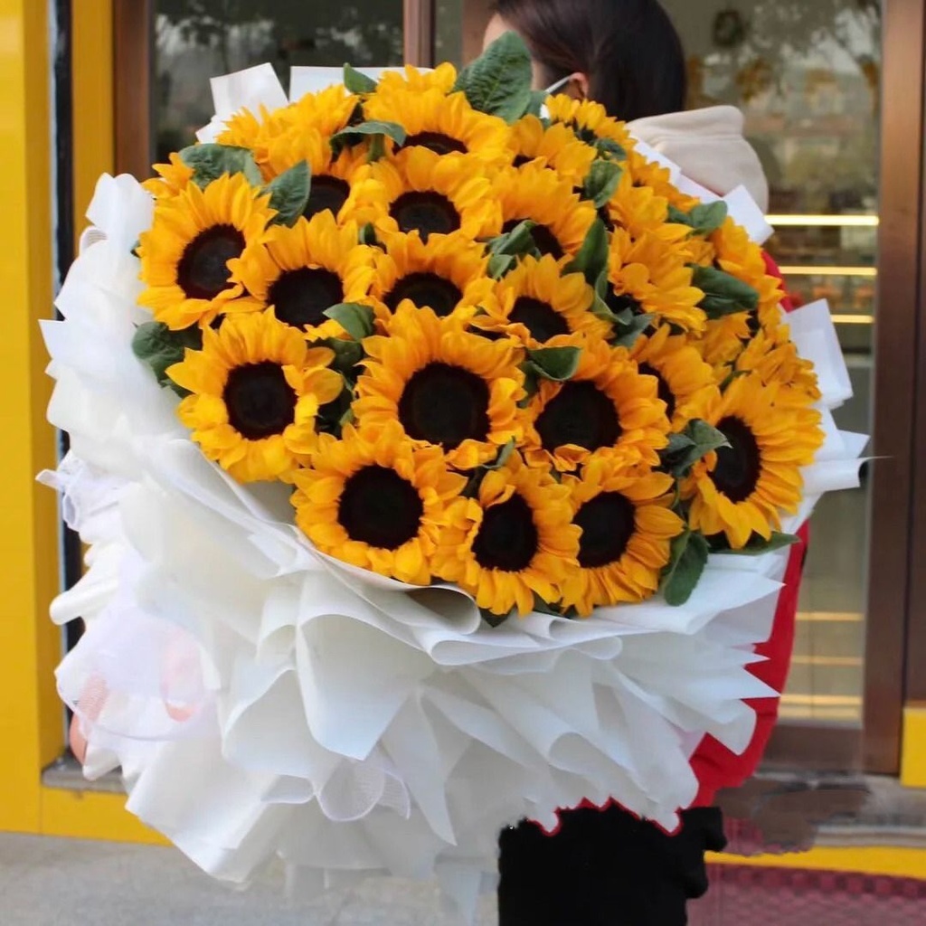 【你是我的太阳】33朵向日葵巨型花束入目与他人四下皆是你附近花店送花上门