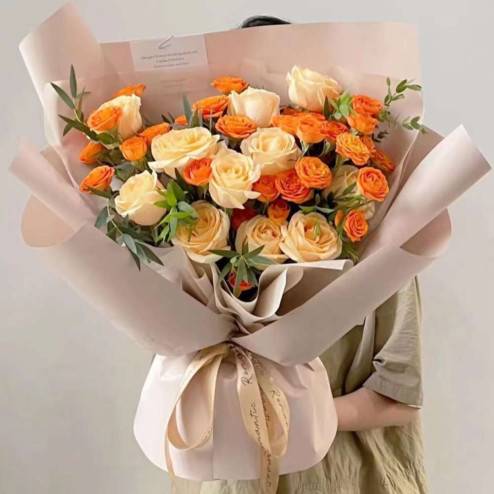 【陪你看海】11枝香槟玫瑰花配橙芭比混搭花束生日礼物鲜花免费配送女友老婆告白花束