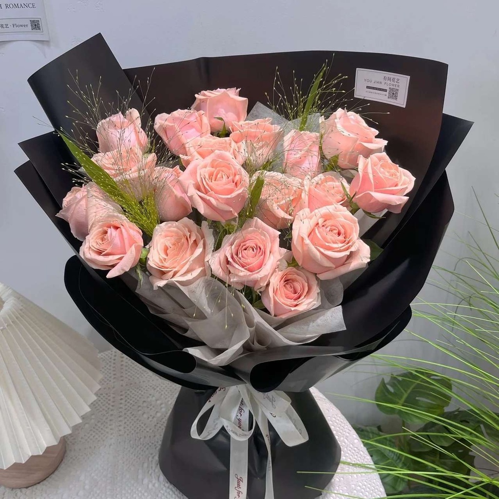 【清风夏目】19枝粉玫瑰花配喷泉草黑粉花束生日礼物鲜花店送花上门鲜花配送RO