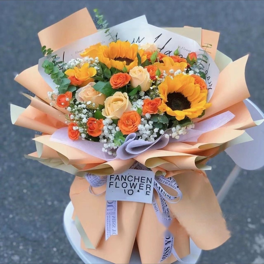 【初衷】2朵向日葵5朵香槟搭配橙芭比多头玫瑰满天星混搭花束