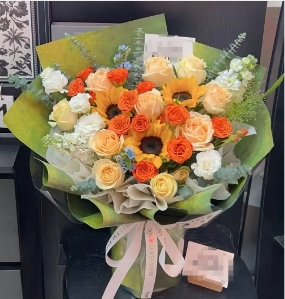 【心似暖阳】3朵向日葵11朵香槟混搭花束生日鲜花送女友送闺蜜送男友送老师送长辈花店鲜花