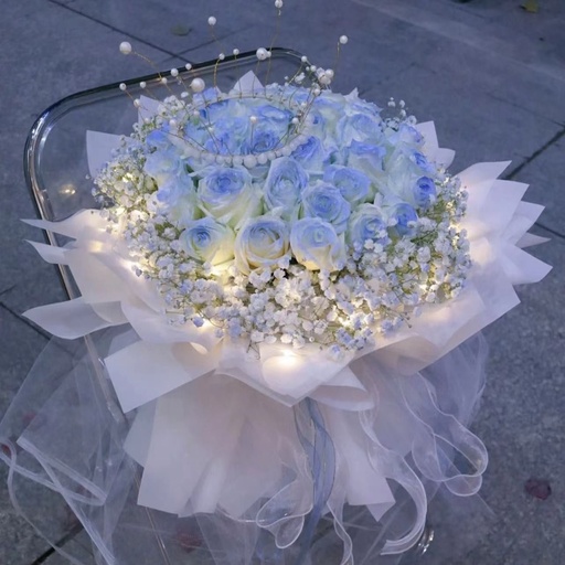 [HZY000430] 【爱意泛滥】33朵碎冰蓝满天星皇冠款超气质鲜花花束送爱人送朋友附近花店送花上门
