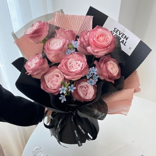 [HZY000441] 【甜酷女孩】11朵喷漆玫瑰精致特别款花束甜酷女孩