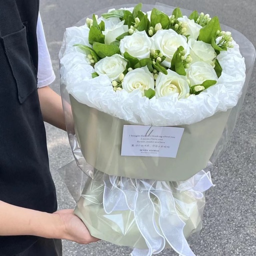 [HZY000476] 【与君初识】11枝白玫瑰花配茉莉花束鲜花店送花上门女友毕业告白清新圆花束毕业礼物